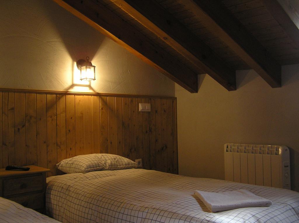 Hostal Rural Las Cuatro Calles San Martín del Pimpollar Dış mekan fotoğraf